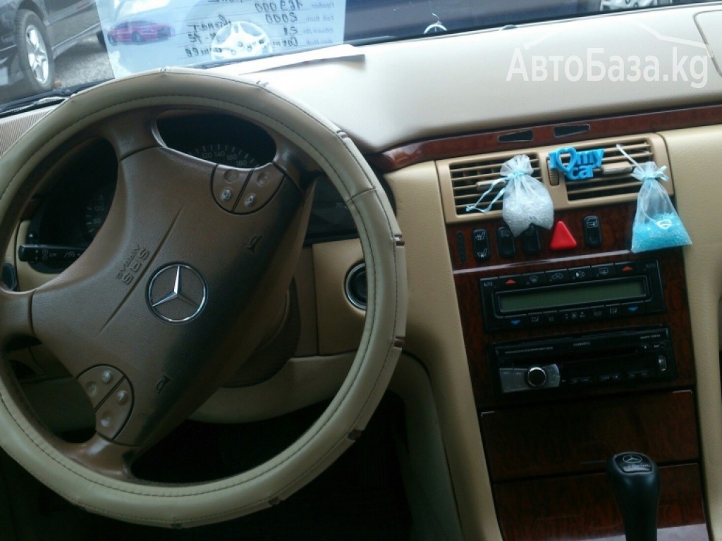 Mercedes-Benz E-Класс 2000 года за 6 000$