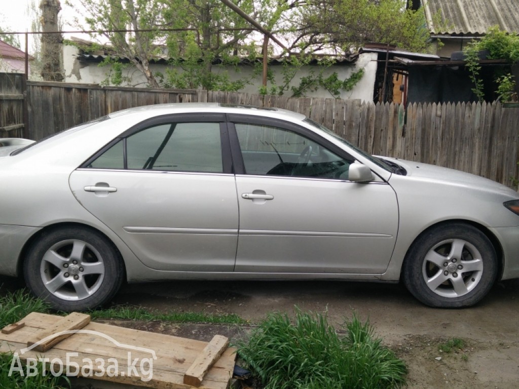 Toyota Camry 2002 года за 10 000$