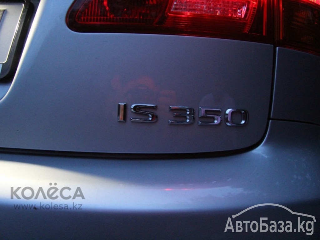 Lexus IS 2006 года за ~1 181 900 руб.