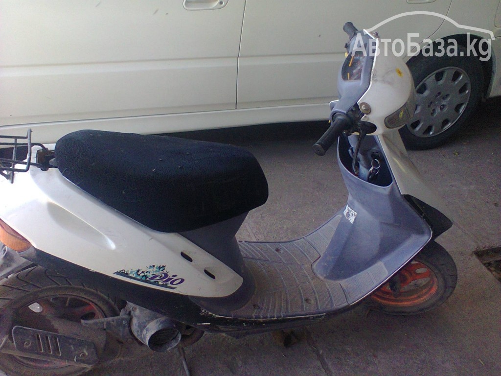 Скутер Honda Dio