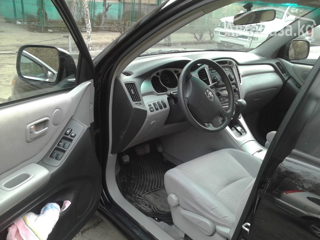 Toyota Highlander 2005 года за ~1 120 700 сом