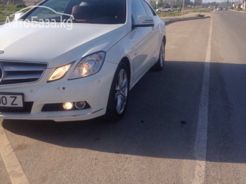 Mercedes-Benz E-Класс 2011 года за 750 000 сом