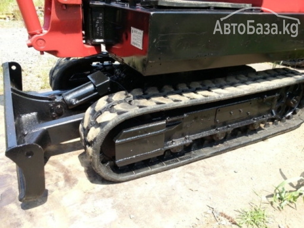 Экскаватор Hitachi UH004