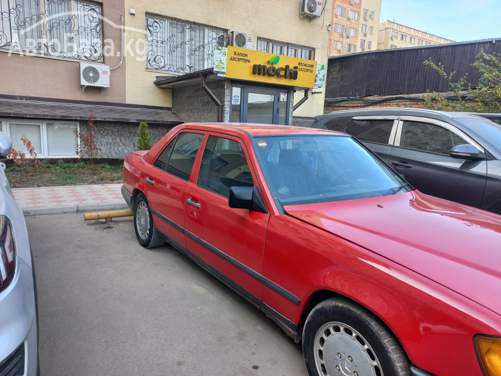 Mercedes-Benz E-Класс 1989 года за 240 000 сом