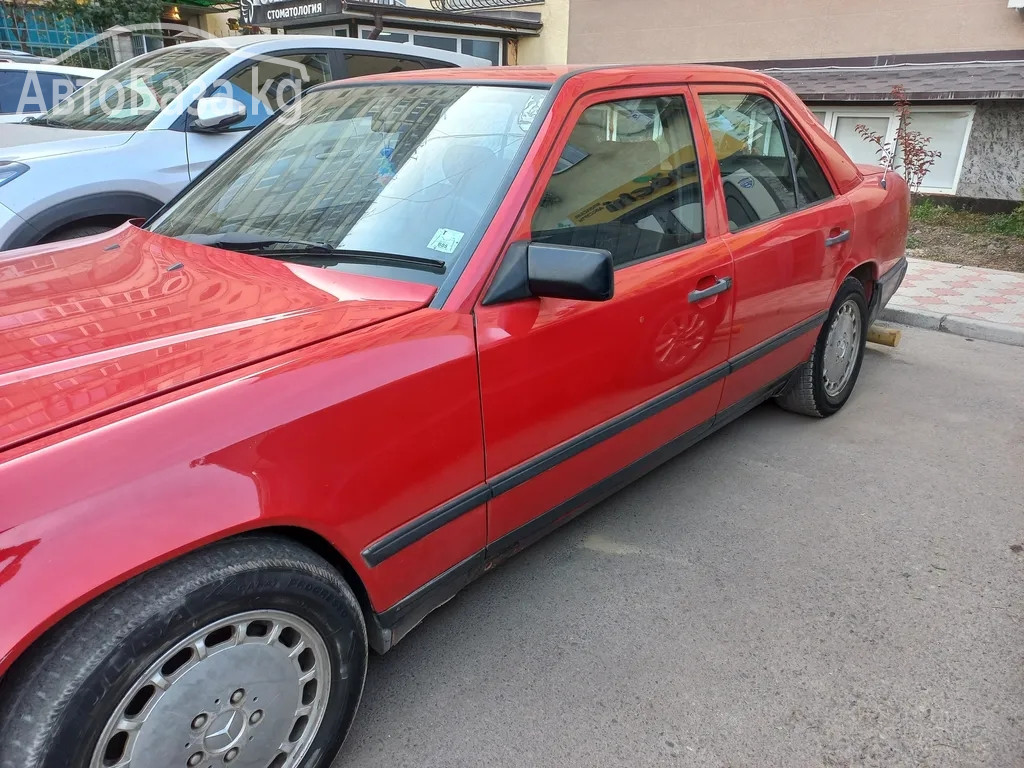 Mercedes-Benz E-Класс 1989 года за 240 000 сом