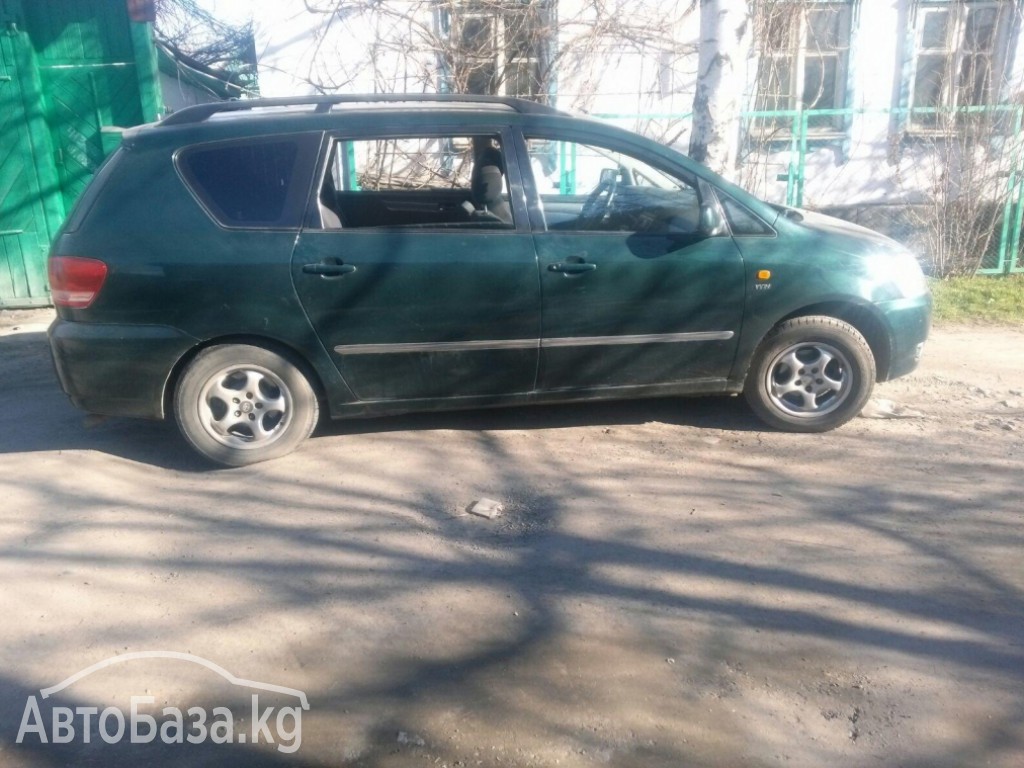 Toyota Avensis 2001 года за ~517 300 сом