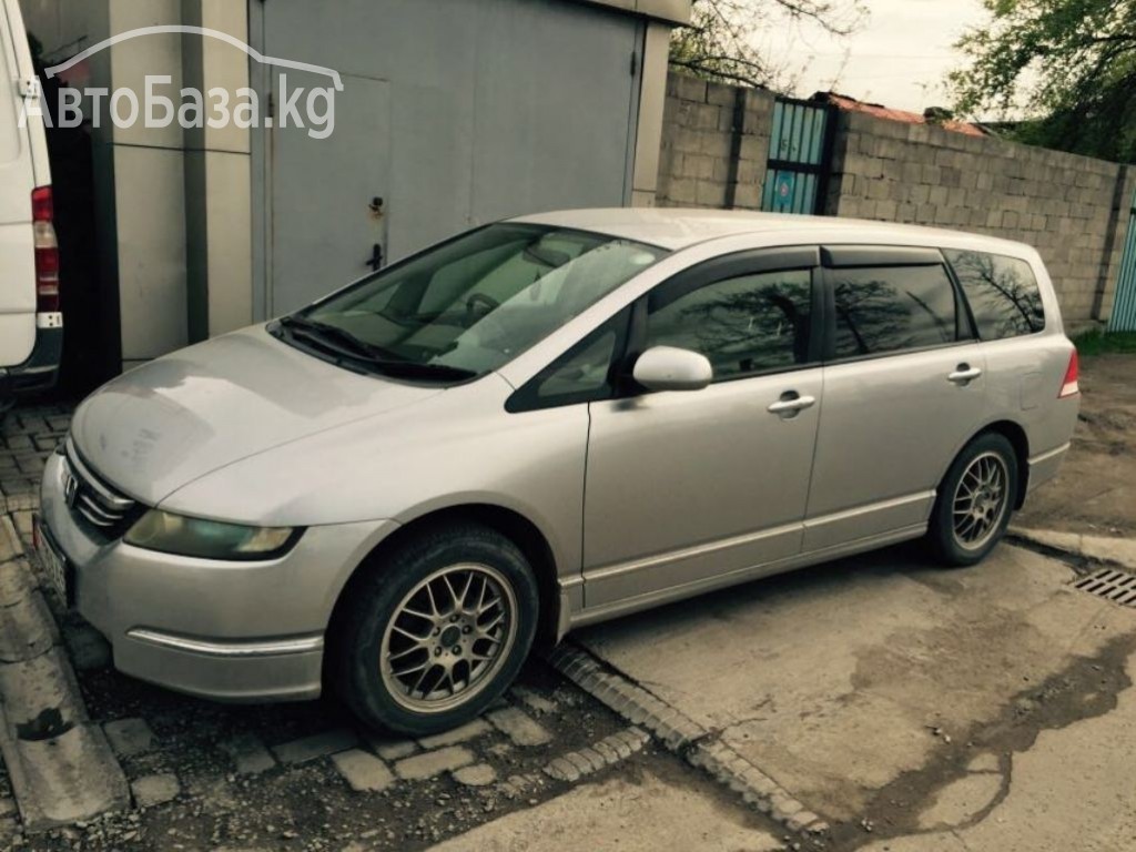 Honda Odyssey 2004 года за 476 000 сом