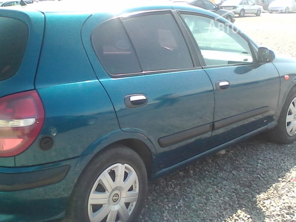 Nissan Almera 2002 года за 5 500$