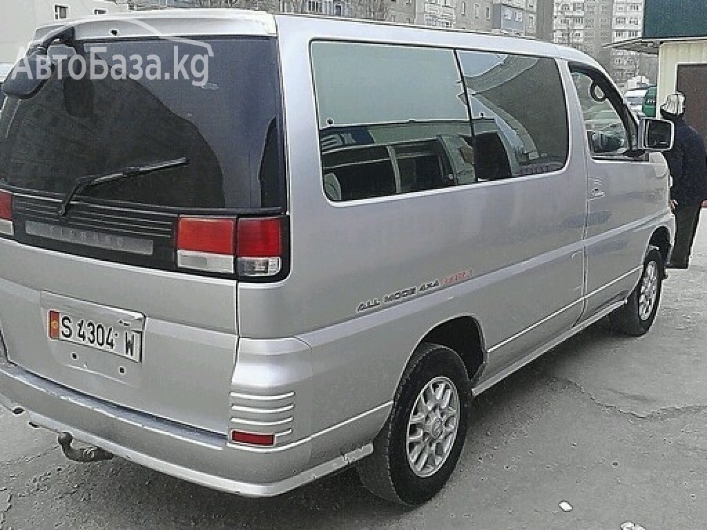 Nissan Elgrand 2000 года за ~252 200 сом