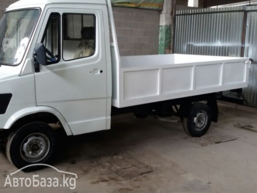 Бортовой Mercedes-Benz Sapog