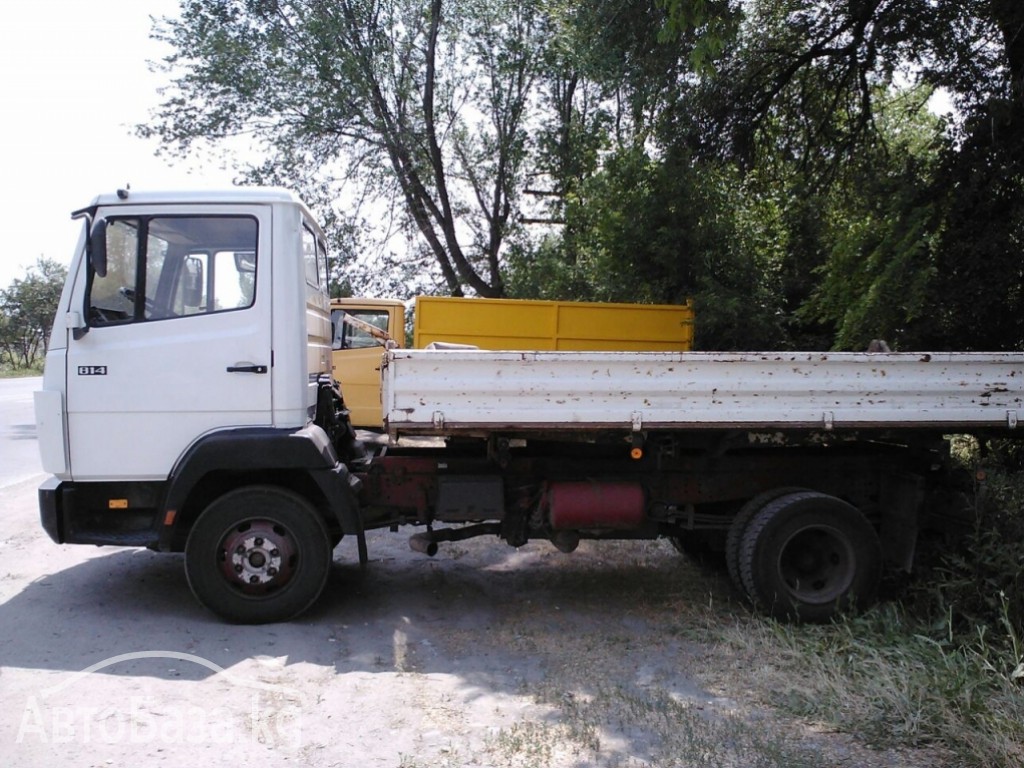 Самосвал Mercedes-Benz 814