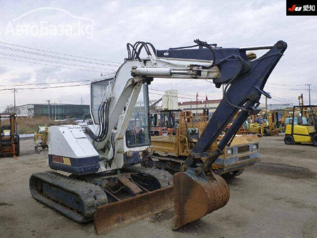 Экскаватор Komatsu 