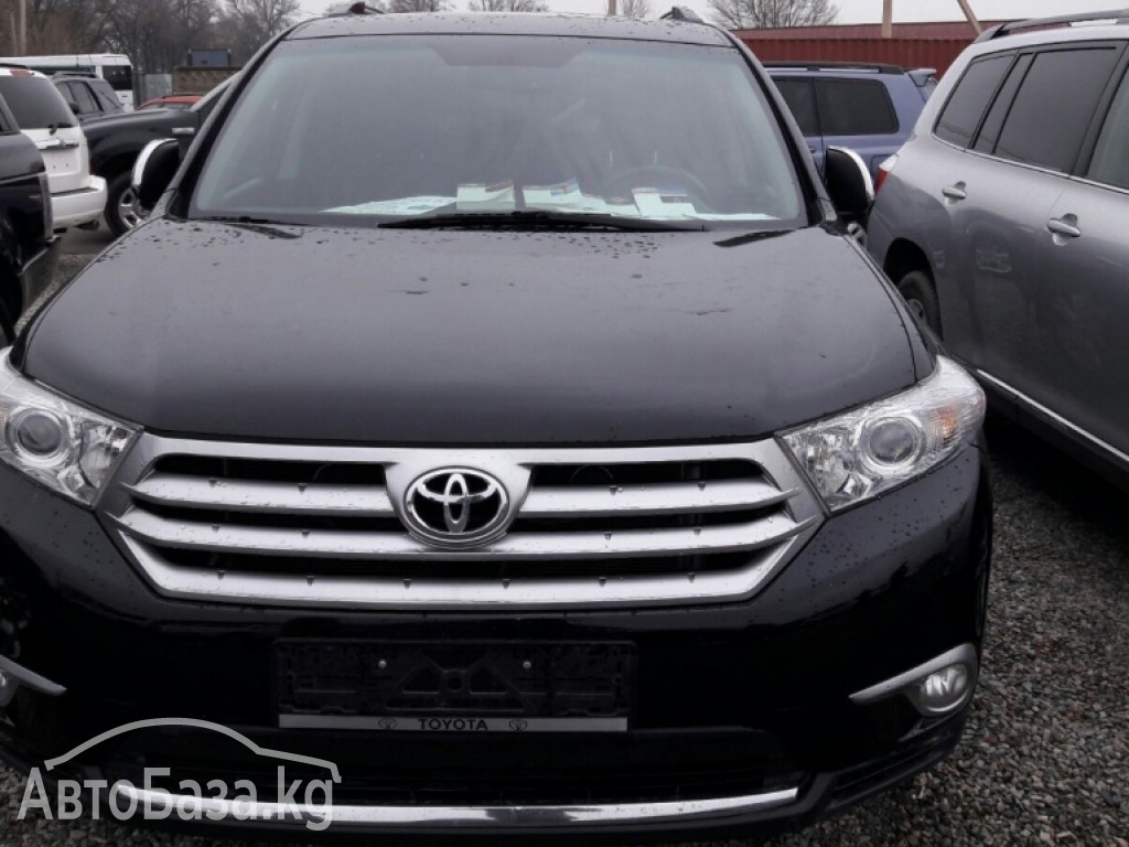 Toyota Highlander 2011 года за ~2 155 200 сом