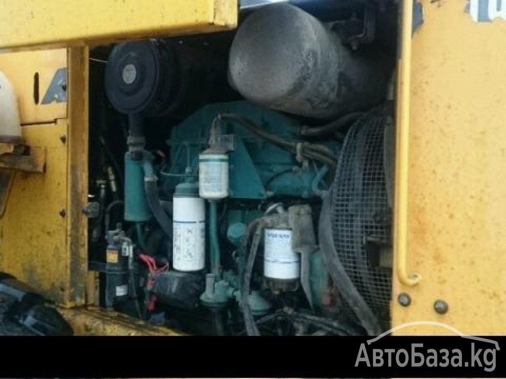 Погрузчик Volvo L90D