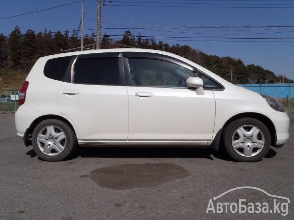 Honda Fit 2005 года за ~333 400 сом