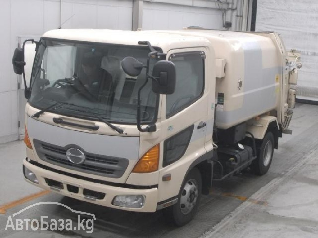 Мусоровоз Isuzu 