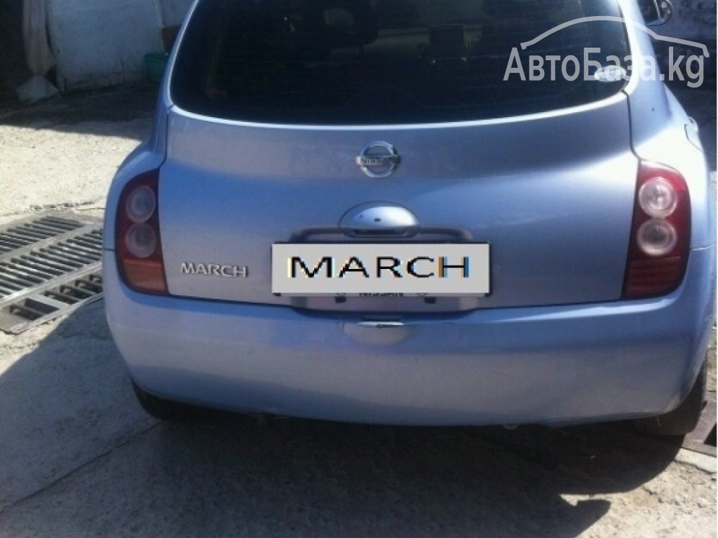 Nissan March 2002 года за ~254 600 руб.