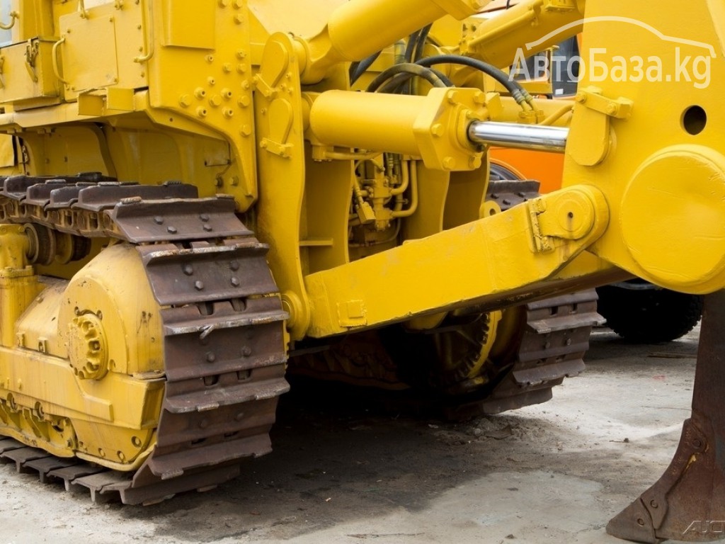 Бульдозер Komatsu D355