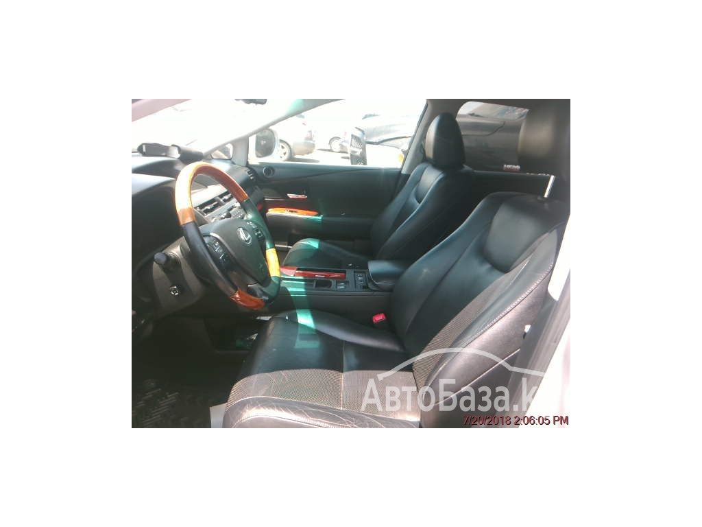 Lexus RX 2010 года за ~1 189 700 сом