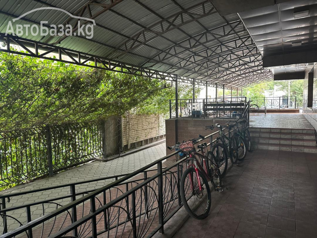 Сдаю 2-х ком. квартиру Советская/Карасаева 