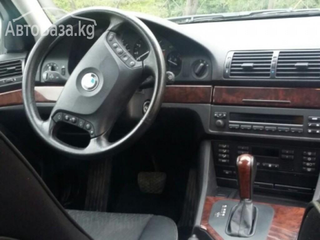BMW 5 серия 2003 года за 280 000 сом