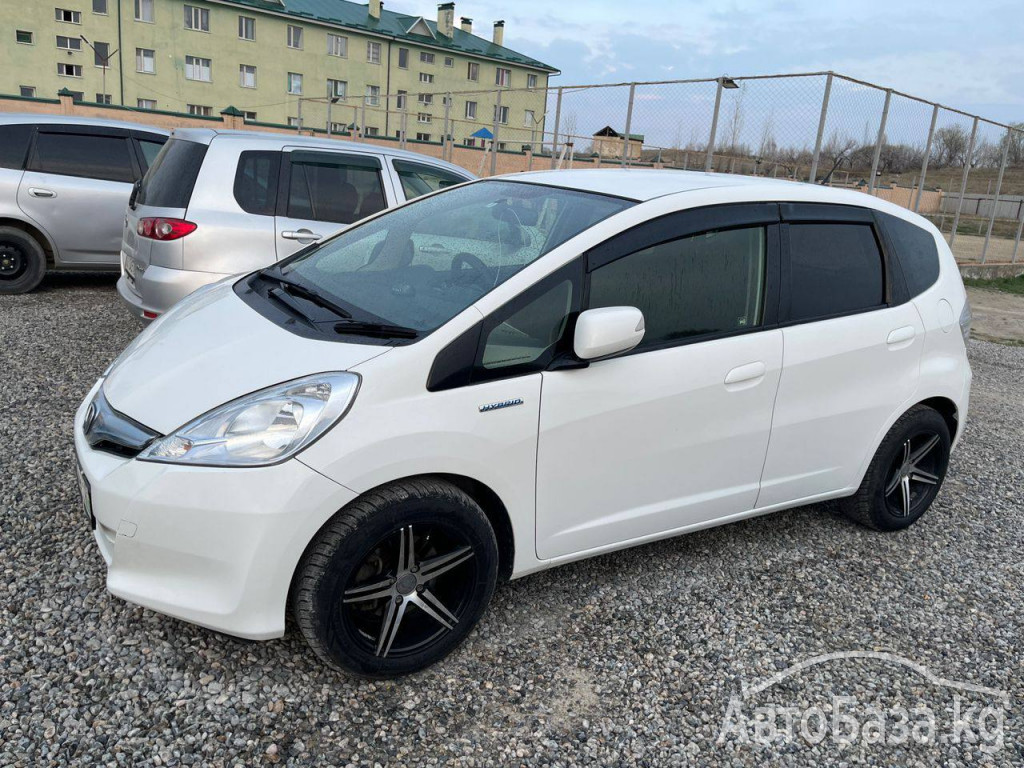 Honda Fit 2012 года за ~791 400 сом