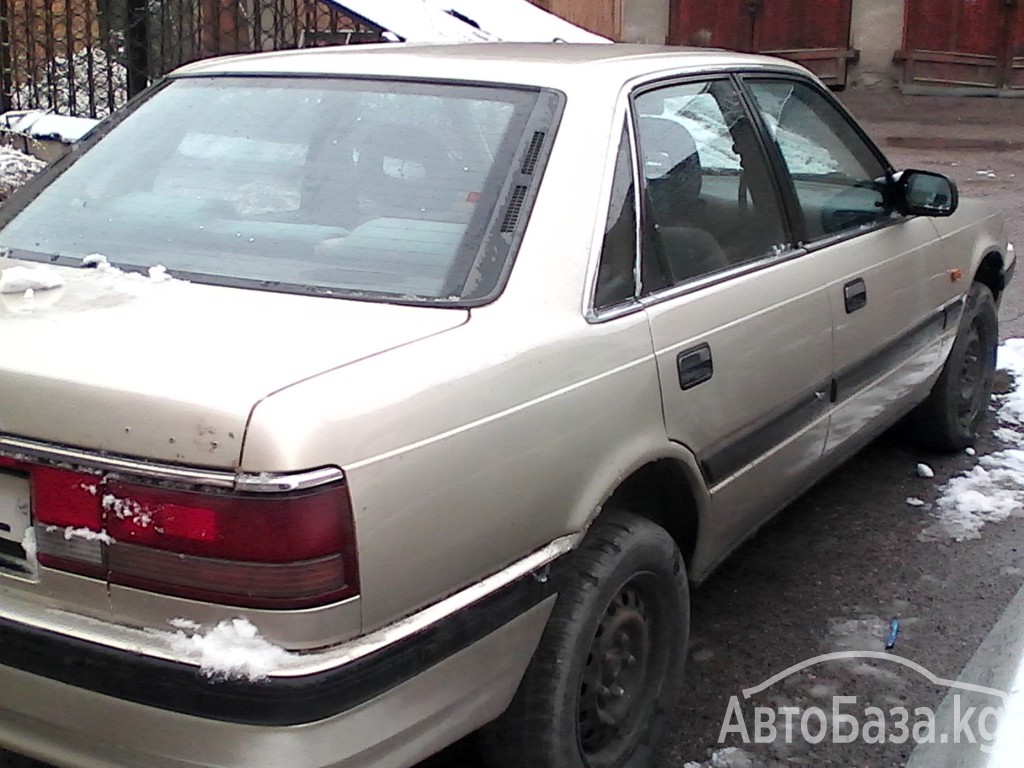 Mazda 626 1988 года за 150 000 сом