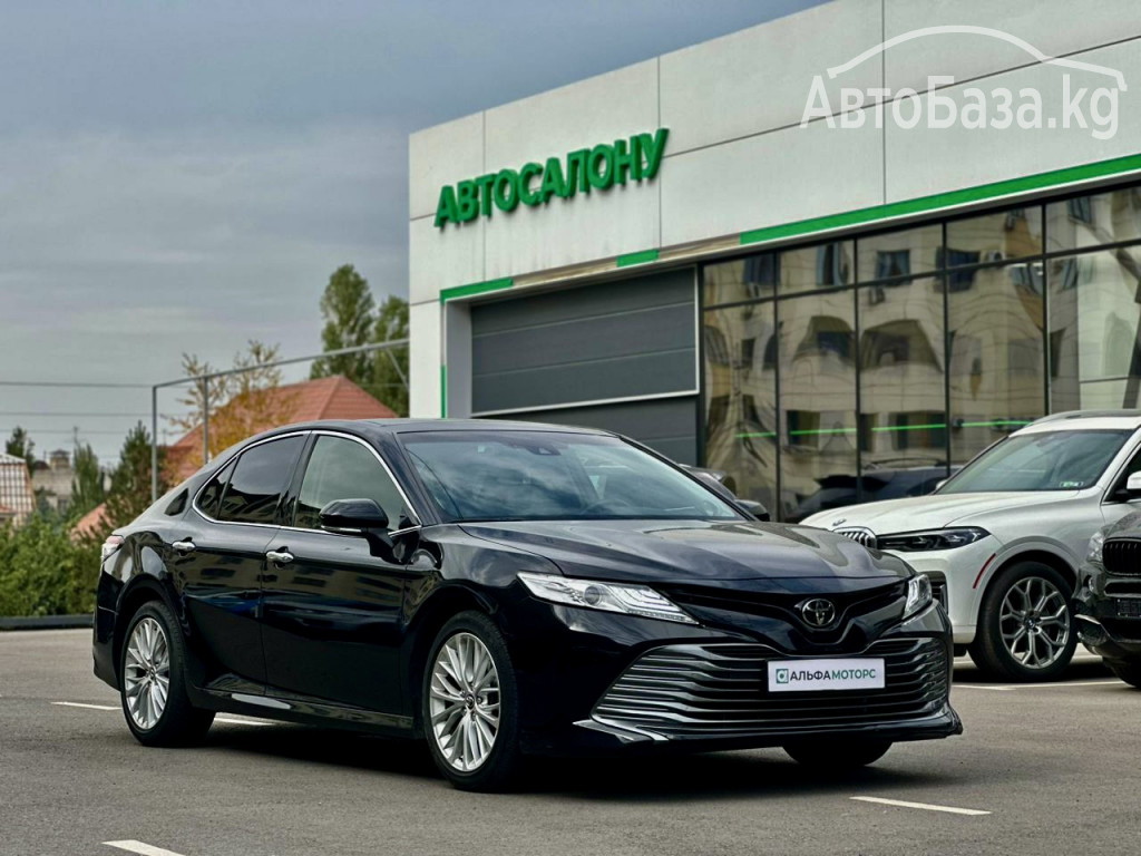 Toyota Camry 2017 года за ~2 610 700 сом