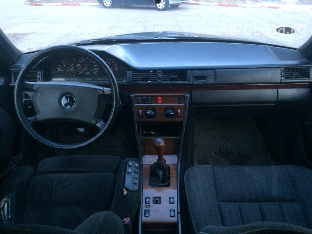 Mercedes-Benz E-Класс 1991 года за ~184 900 сом