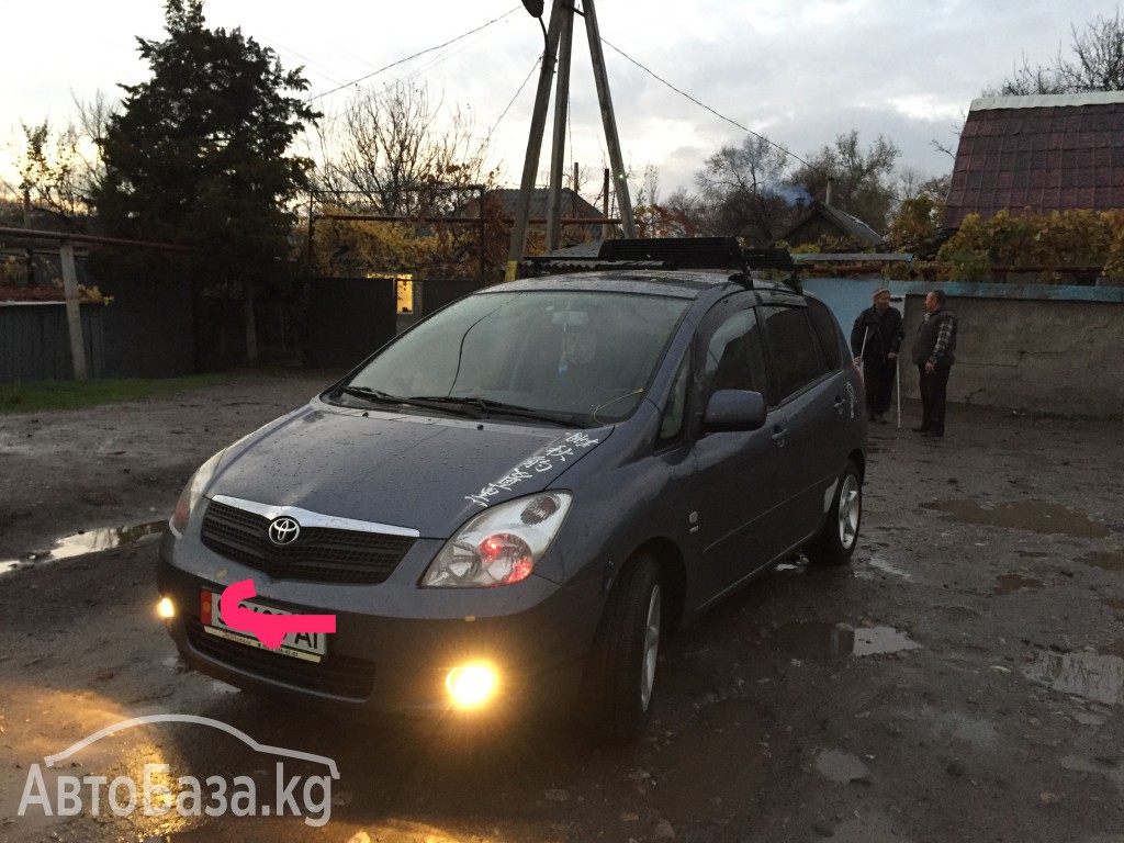 Toyota Corolla Verso 2002 года за ~577 600 сом