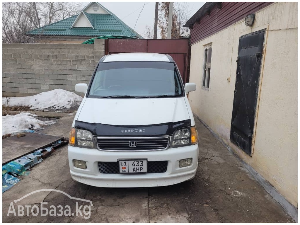 Honda Stepwgn 2000 года за 650 000 сом