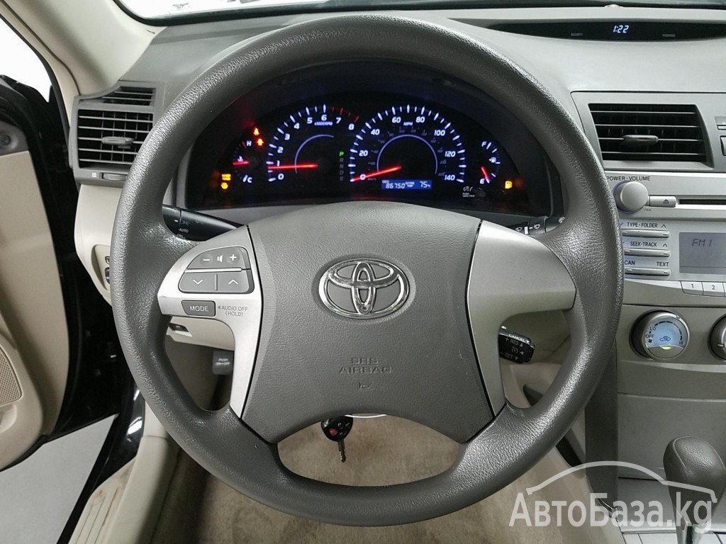 Toyota Camry 2010 года за ~905 200 сом