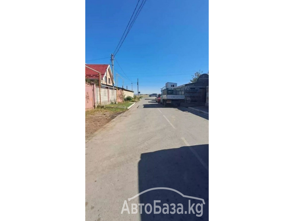 Продаю участок с времянкой, участок 4,2 соток, фактически 7 сотых