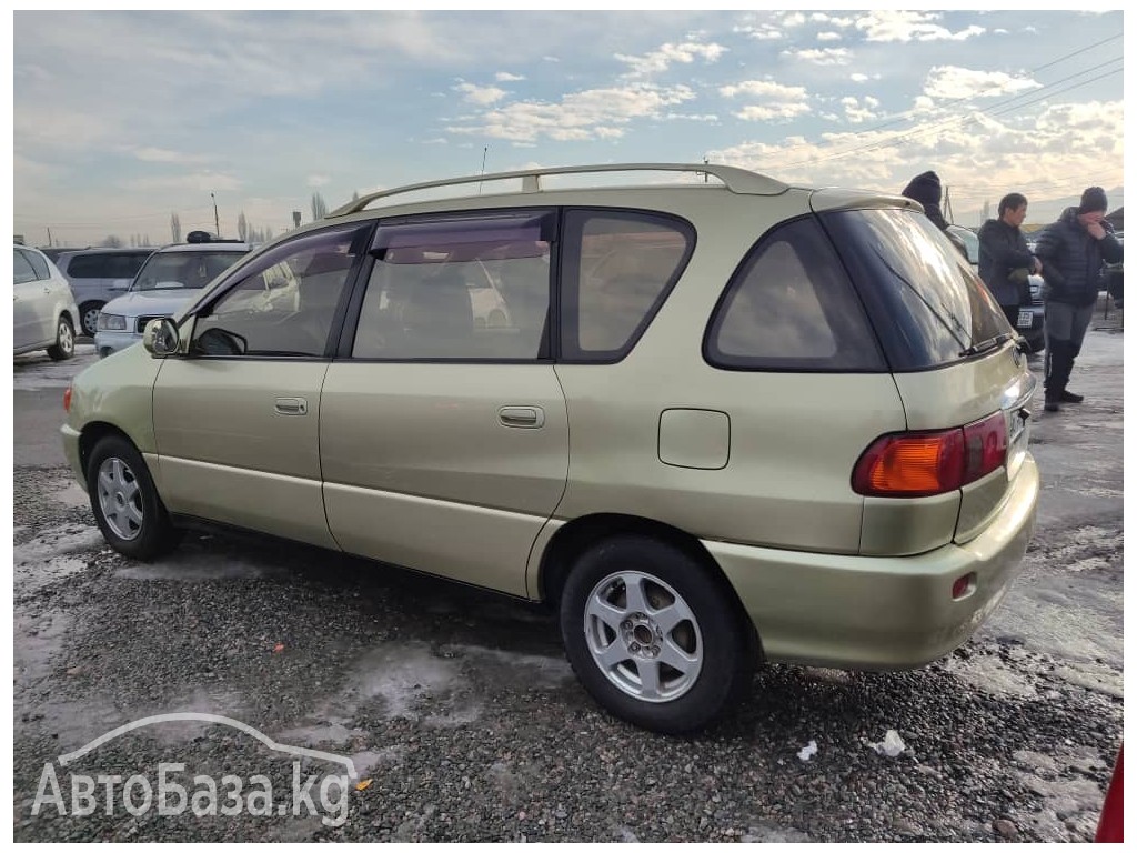 Toyota Ipsum 2001 года за ~619 500 сом