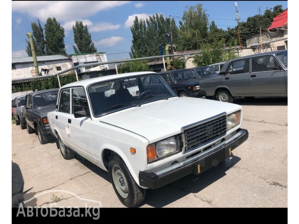 ВАЗ (Lada) 2107 2011 года за ~388 000 сом