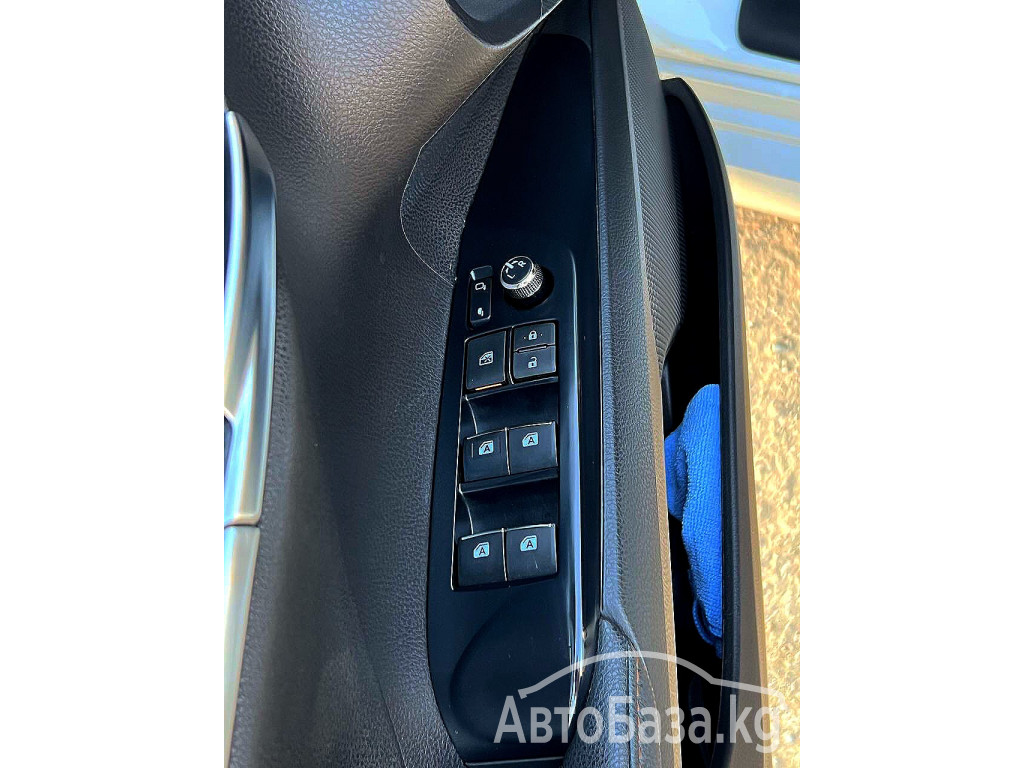 Toyota Camry 2017 года за ~2 368 500 сом