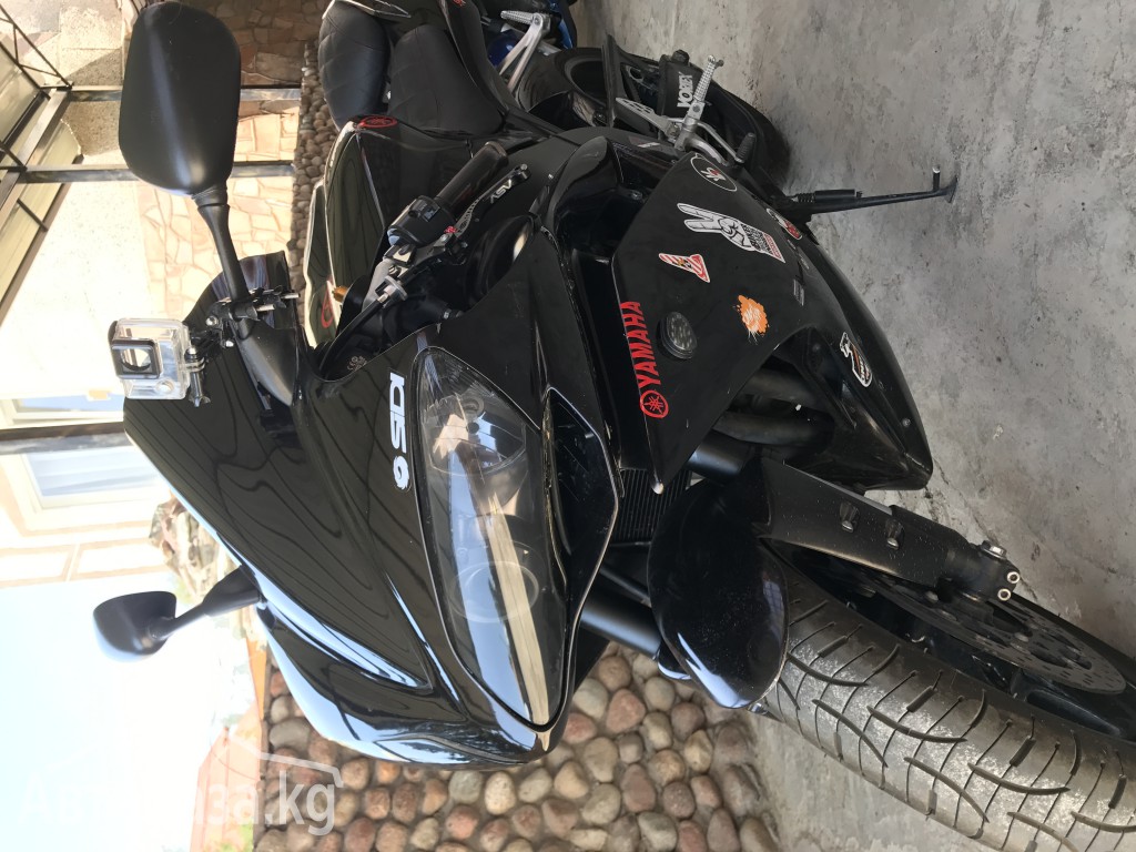  Yamaha YZF-R1