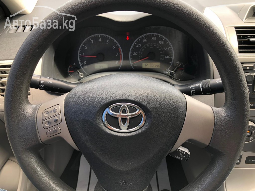 Toyota Corolla 2012 года за ~929 300 сом