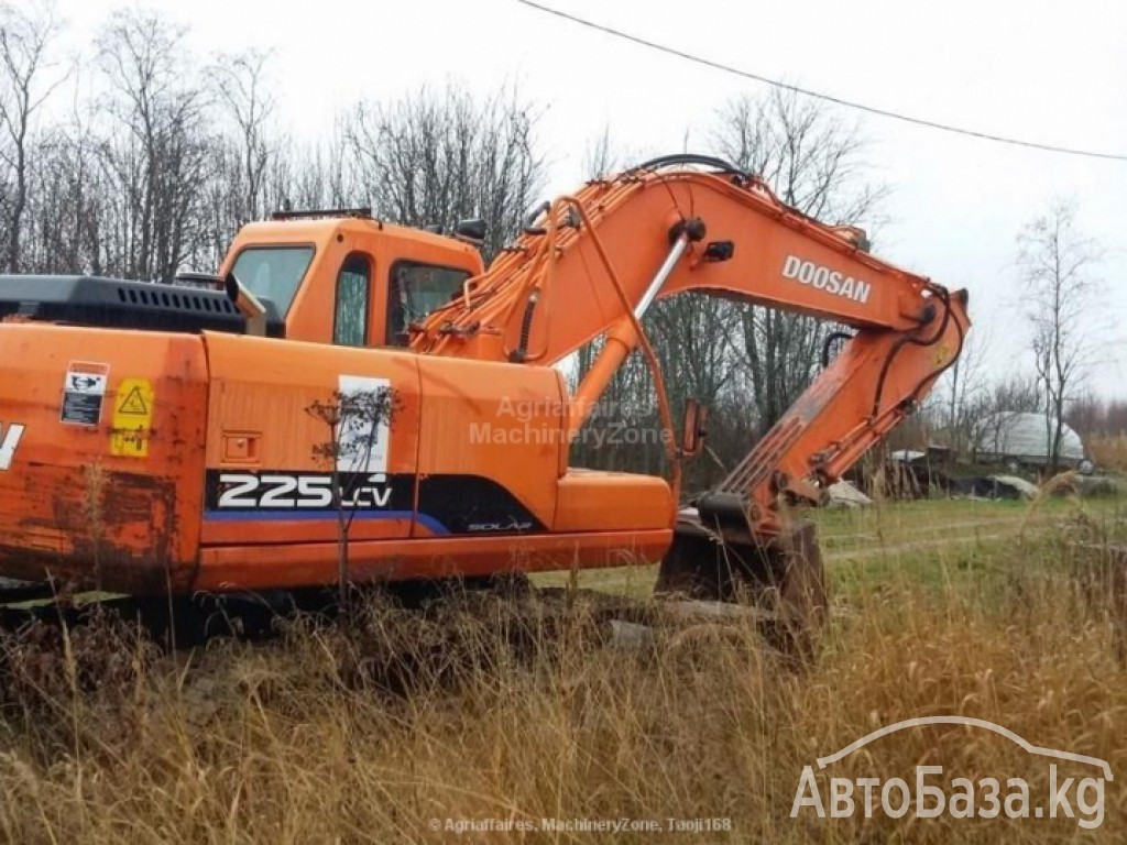 Экскаватор Doosan solar2 25LC-V