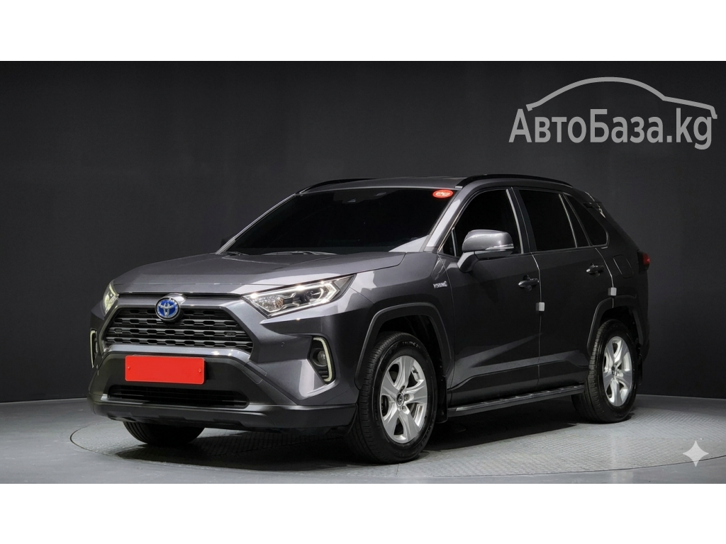 Toyota RAV4 2017 года за ~2 500 000 сом
