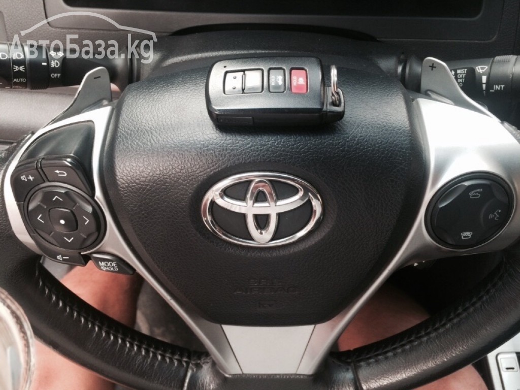 Toyota Camry 2012 года за ~1 347 900 сом