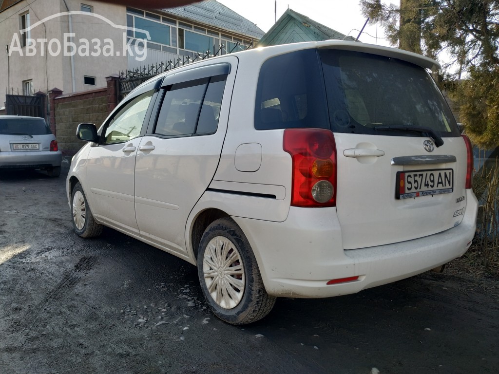 Toyota Raum 2003 года за ~405 200 сом