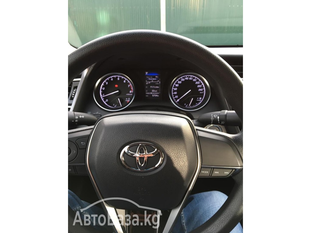 Toyota Camry 2017 года за ~2 069 000 сом