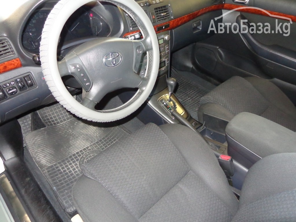 Toyota Avensis 2003 года за ~517 300 сом