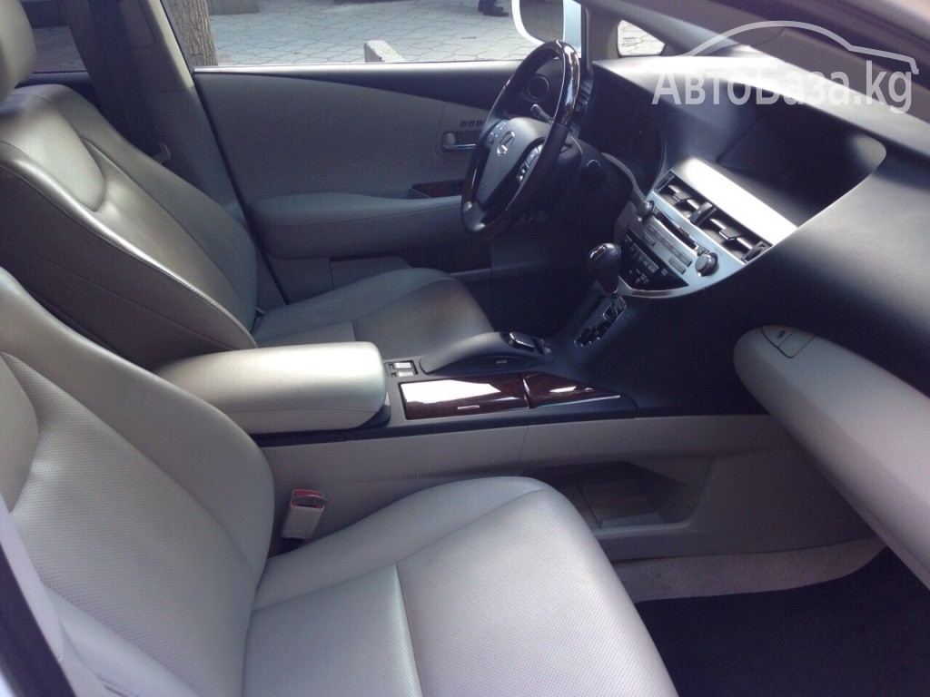 Lexus RX 2010 года за ~3 097 400 сом
