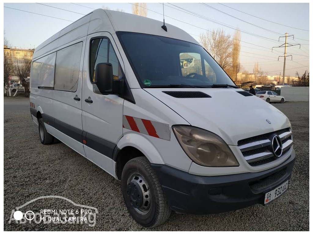 Mercedes-Benz  Sprinter W906 Микроавтобус 4-дв.