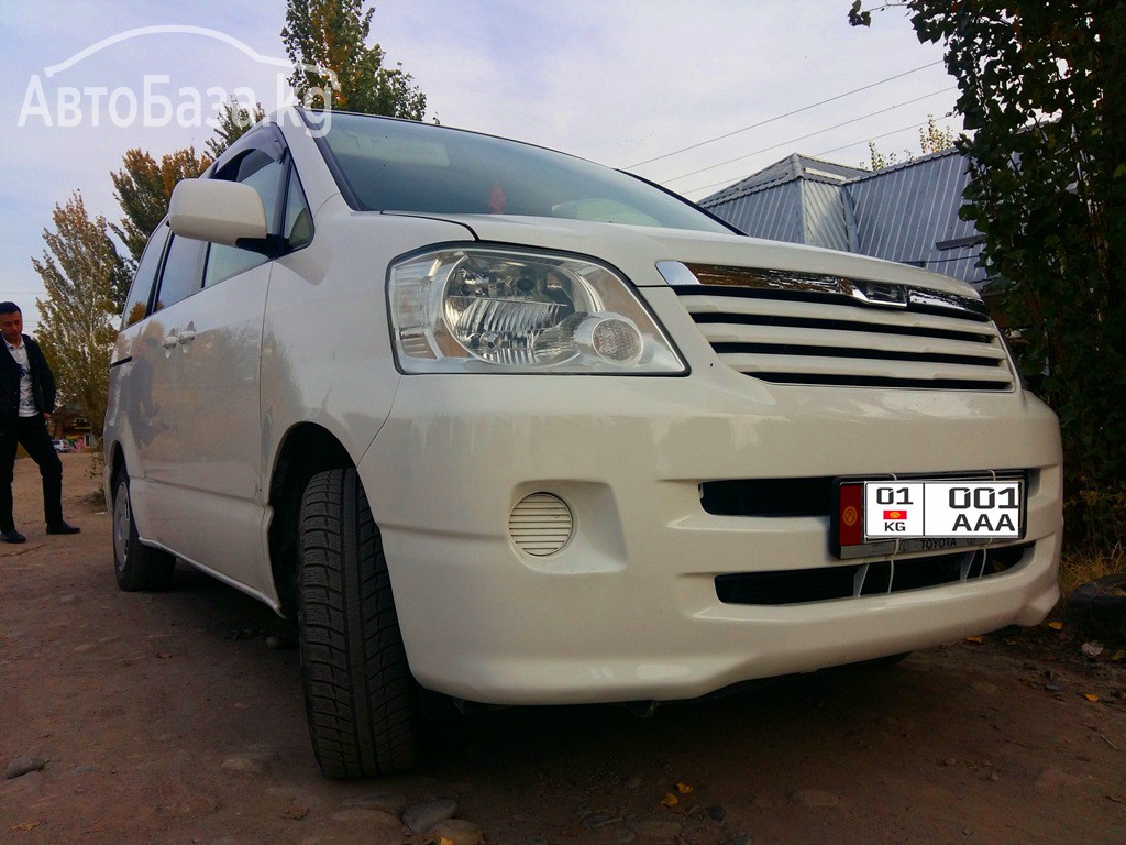 Toyota Noah 2003 года за ~396 600 сом