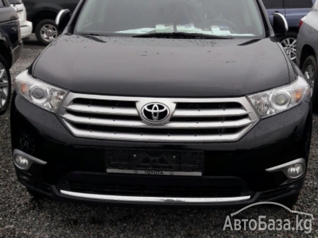 Toyota Highlander 2011 года за ~2 155 200 сом