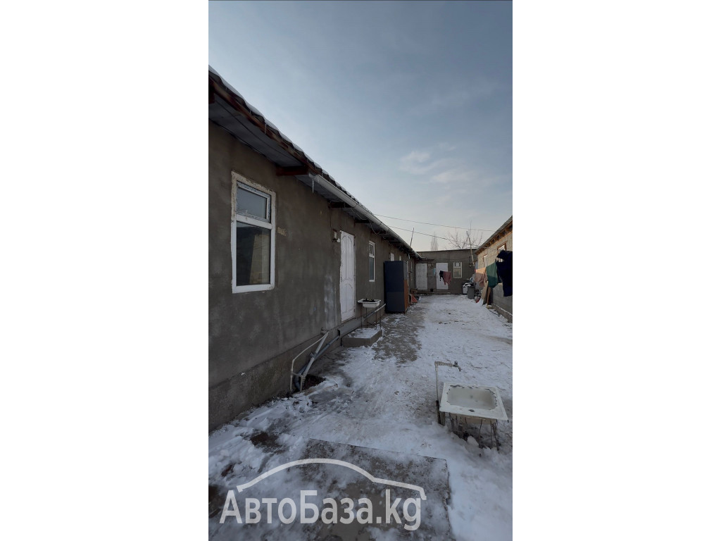 Продаю участок 8 сот., ж/м Ала-Тоо! С большим домом