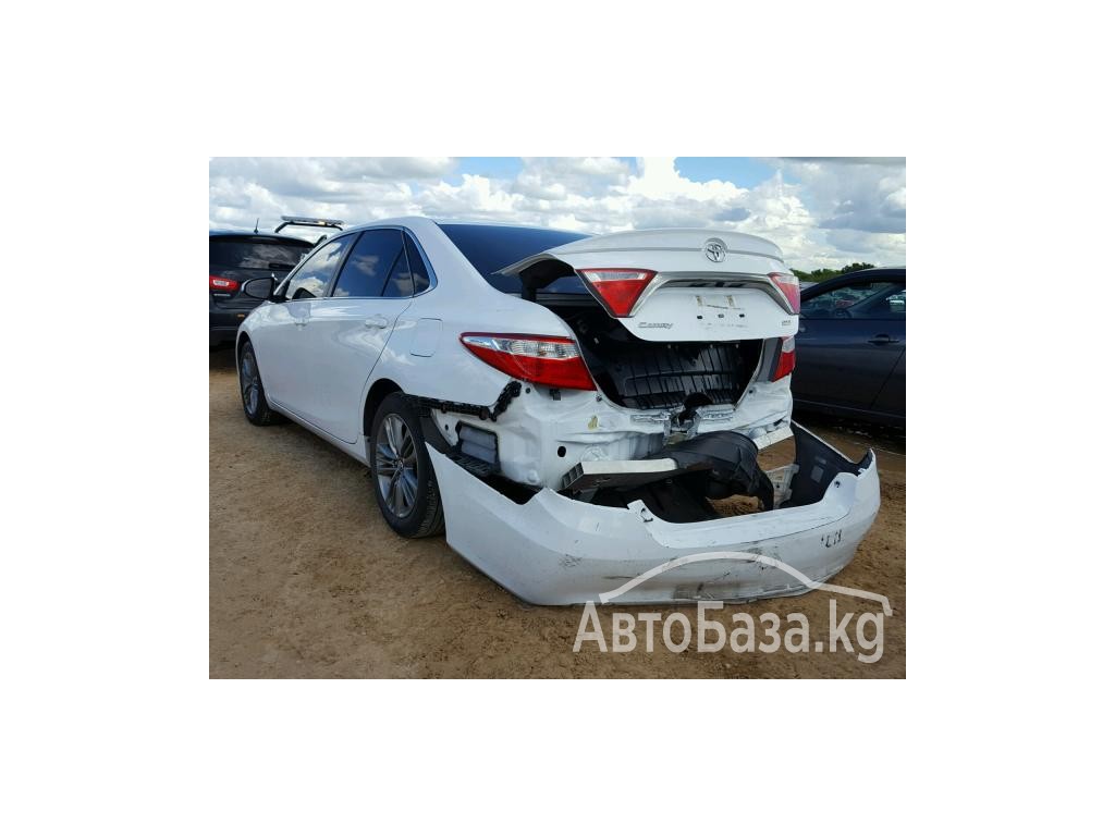 Toyota Camry 2016 года за 964 000 сом